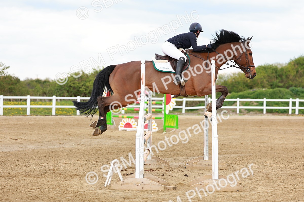 SBM_002693 - Class 5 - Senior Foxhunter - 1.20m