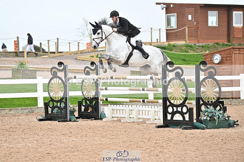 240406A-154330-04210 - Cls 17 National 1.30m Open