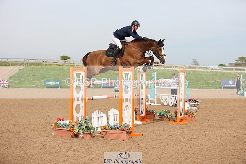 240511A-170107-15142 - Cls 38 National 1.40m Open