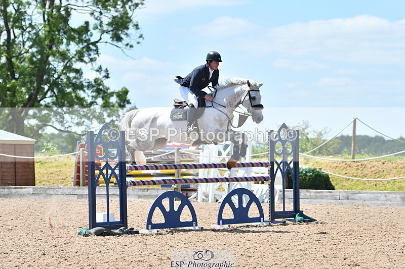 240609A-123800-05266 - Cls 18 Snr Newcomers and 1.10m Open