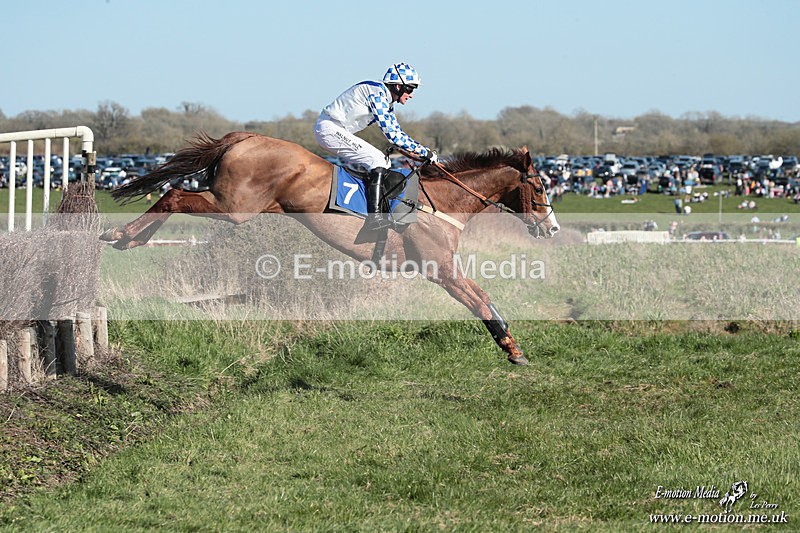 PtP 210326 555 - VWH Cirencester Races 21/03/26