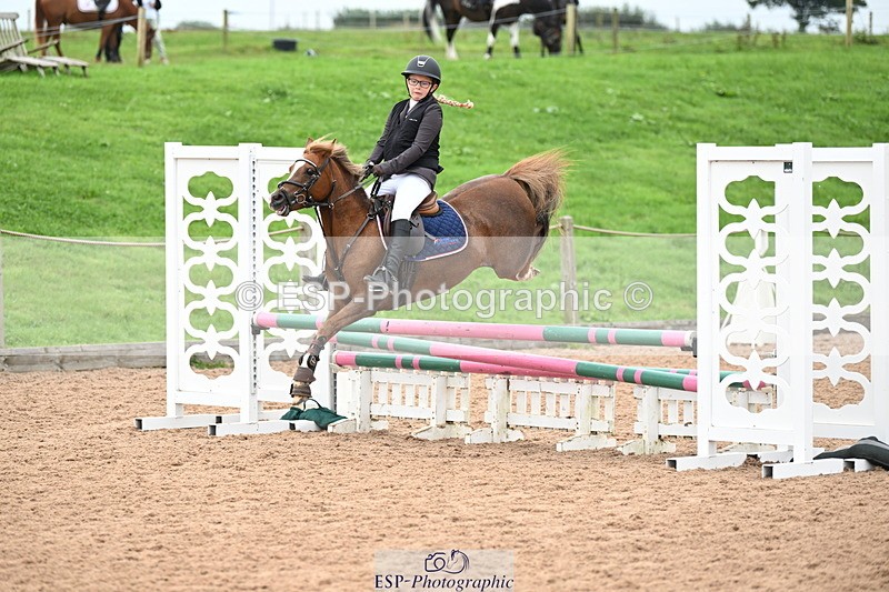 240907A-124318-01733 - Cls 3 Pony Medium Team 80cm & 90cm