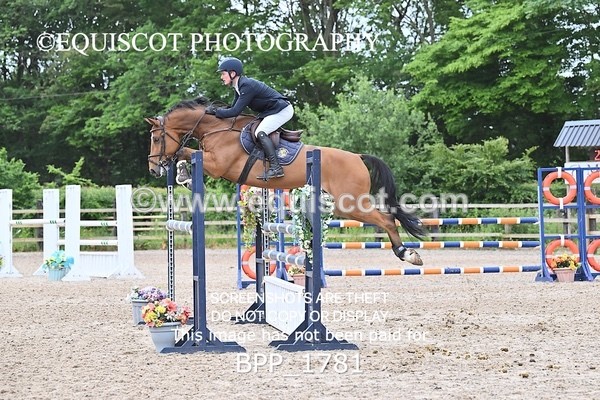 BPP_1781 - CLASS 15 SAT Senior Foxhunter/ 1.20m Open