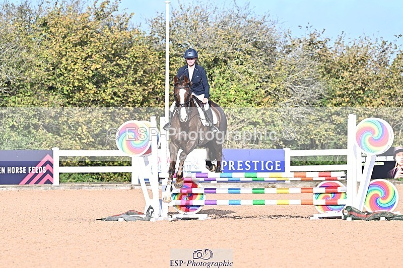 261014-100543-00006 - Clear Round & Cls 02 Brit Nov & 90cm Open