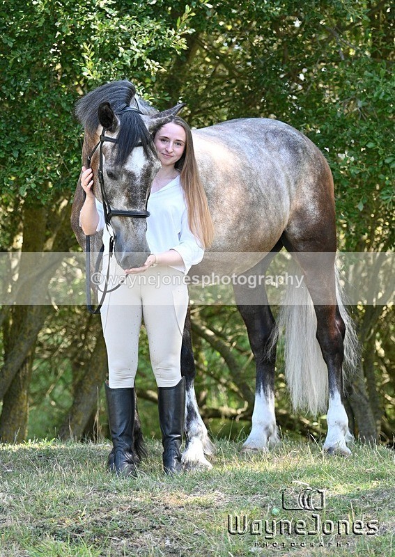 WJ7_3110 - Annable & Atlas 13-07-25