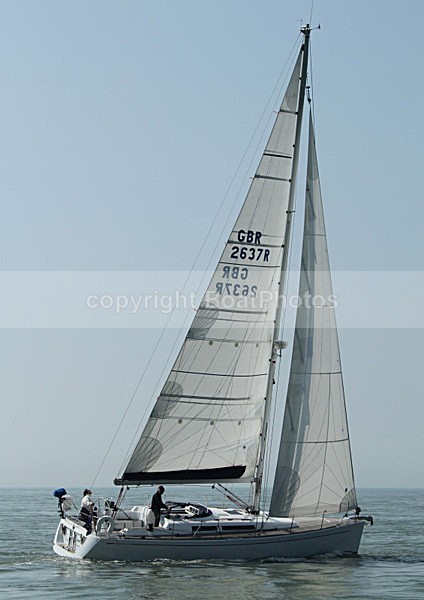 110417 AVANTI GBR2637R GRAND SOLEIL 37 IMG_2917 - Sailboats - monohull