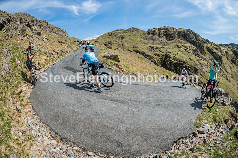 142145 - Hardknott Hairpin 14.00 - 15.00