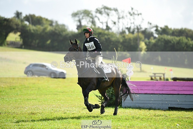 250831-100352-05801 - H-365-Georgina.Ewell