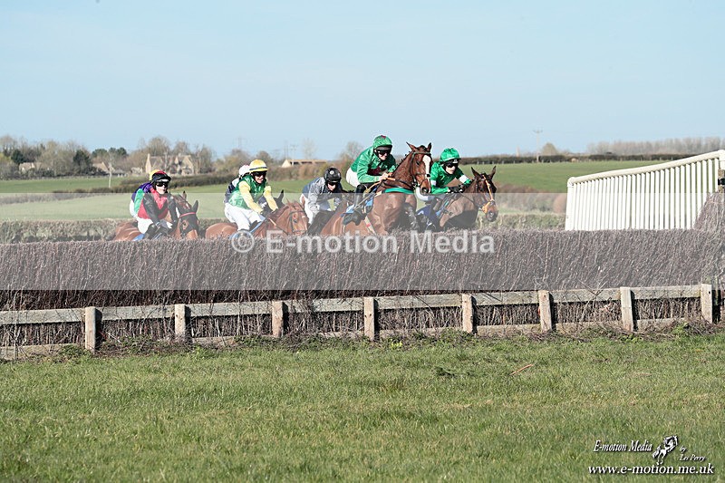 PtP 210326 740 - VWH Cirencester Races 21/03/26