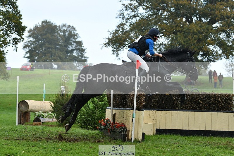 251025A-133135-20023 - F-470-Hannah.Cliffe
