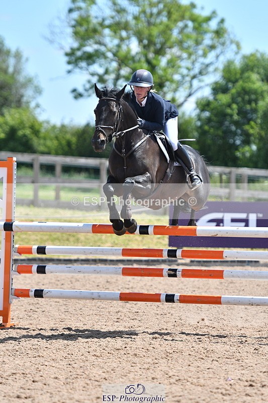 240609A-130203-05478 - Cls 18 Snr Newcomers and 1.10m Open