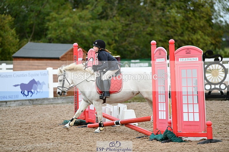 241013B-085741-00060 - Cls 1 Clear Round