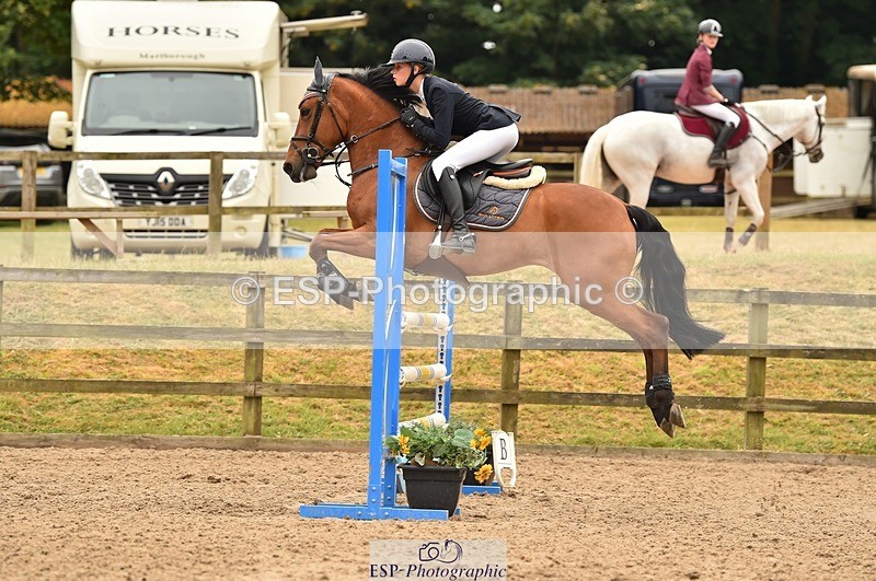 230618-142530-12914 - Cls 25 Pony Foxhunter & 1.10m Open