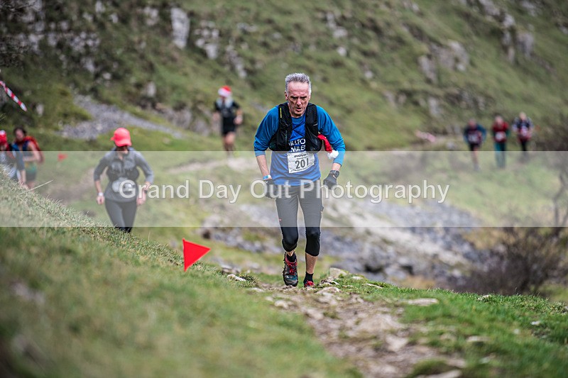Litton-488 - Litton Christmas Cracker Fell Race (Limestone Series) Sunday 14th December 2025