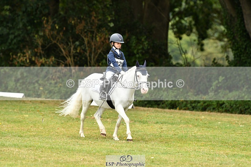 250820A-114041-05195 - 11am to 12