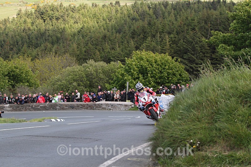 John McGuinness - RST Superbike Race