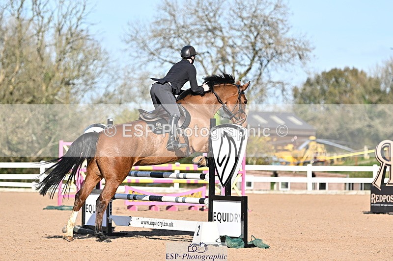 241113A-123400-00514 - Cls 04A&B Snr Newc & 1.10m Open