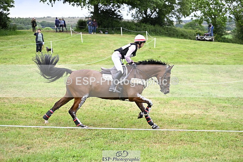 250524A-094554-08381 - A-009-Clementine.Crosthwaite.Eyre-LYJADOR