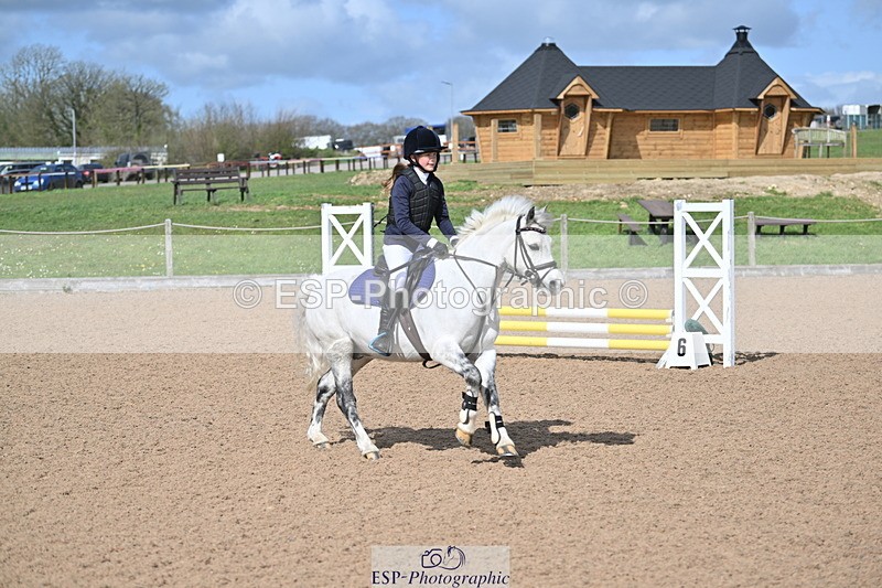 240409A-DSC_0219-01427 - 50cm Clear Round