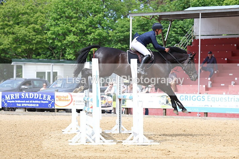 3E7A7019 - Class 7: Senior Newcomers/1.10m open