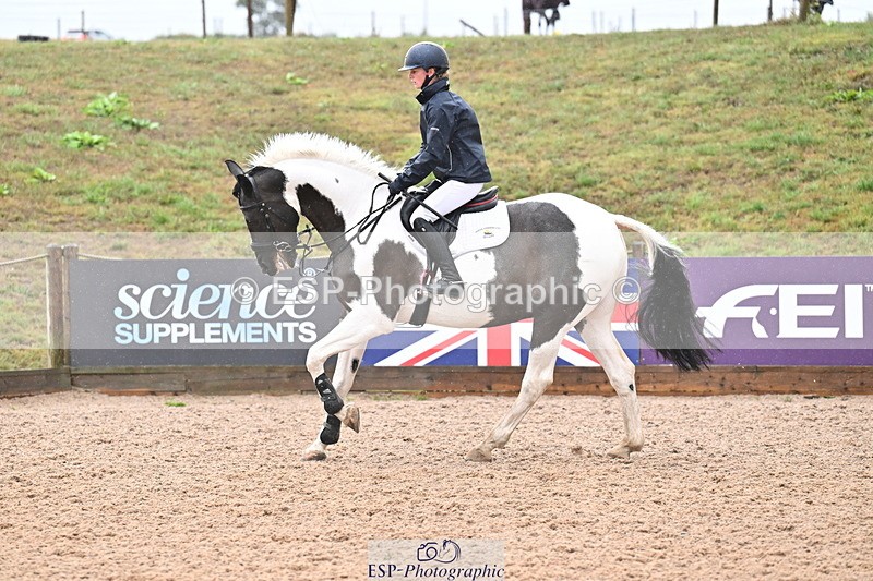 250827B-110646-00264 - Clear Round & Cls 1 Brit Nov 90cm