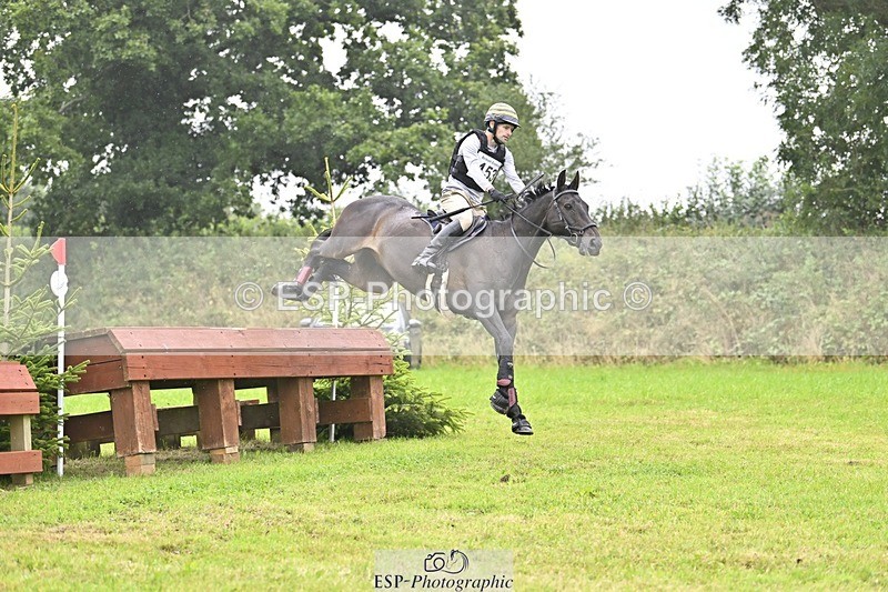 240901A-105749-05672 - 453-Alex.Jupp-CARRY.ON.REGARDLESS