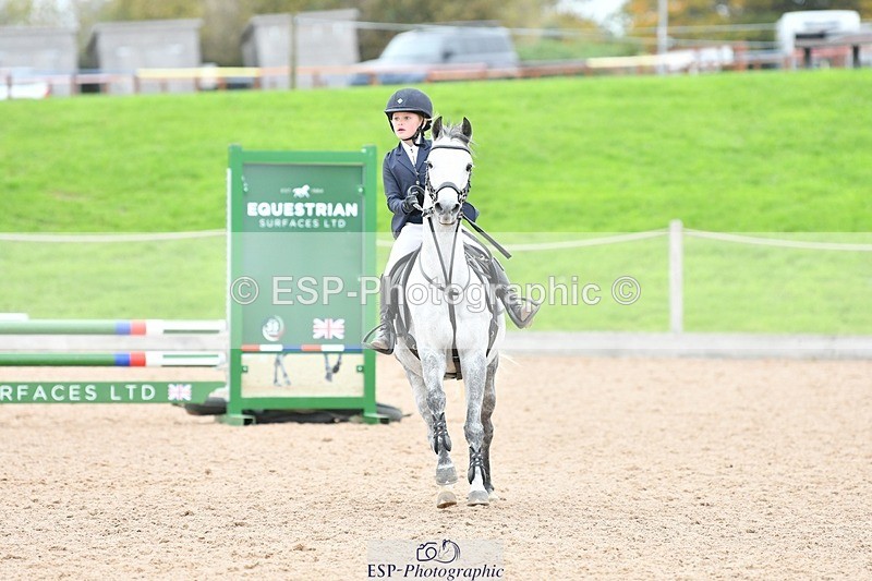 251026-134233-03206 - Cls 29-32 All 128cm 138cm Classes