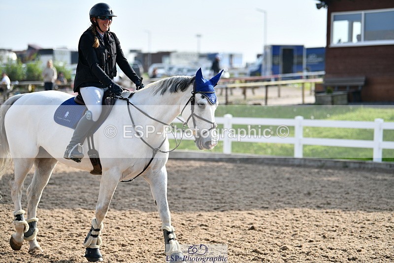 240511A-084257-10616 - Cls 27 85cm National Am Quali