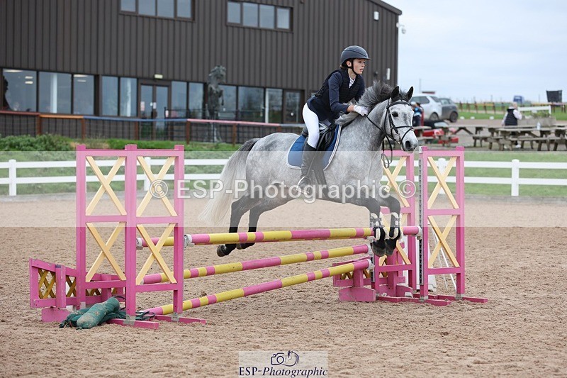 241116X-102156-00836 - Cls 08 Pony Winter Nov Champs