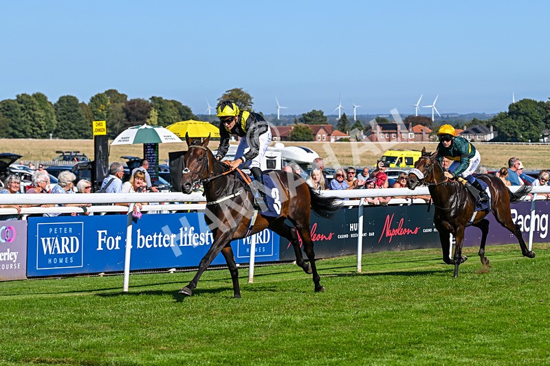 220926-Race 2-Bayraktar-3163 - Race 2 2.05pm Old Gravel Pits Lodges EBF Novice Stakes