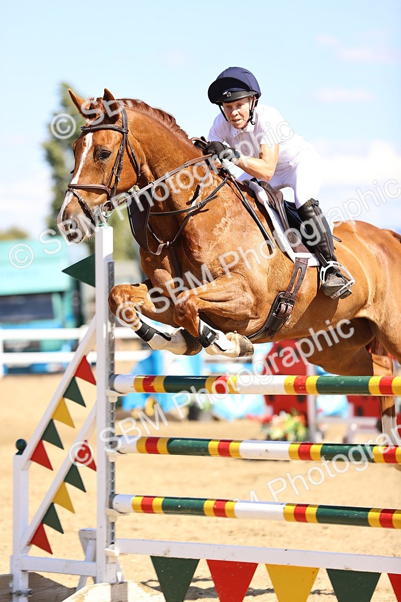 SBM_015480 - Class 16 - Senior foxhunter - 1.20m Open