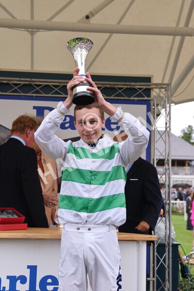 yr18082022r4-105 - Race 4 3.35pm Darley Yorkshire Oaks (British Champions Series Race)