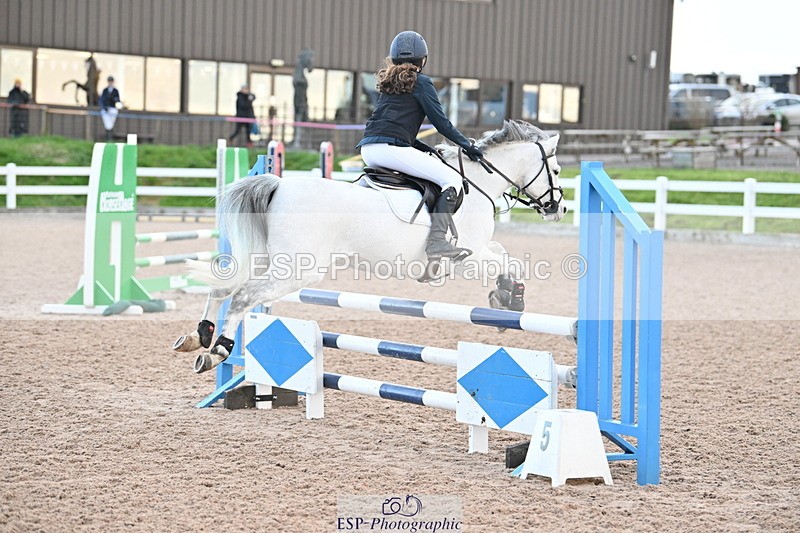 231119A-083851-04165 - Sun Cls 2 British Novice & 80cm Open