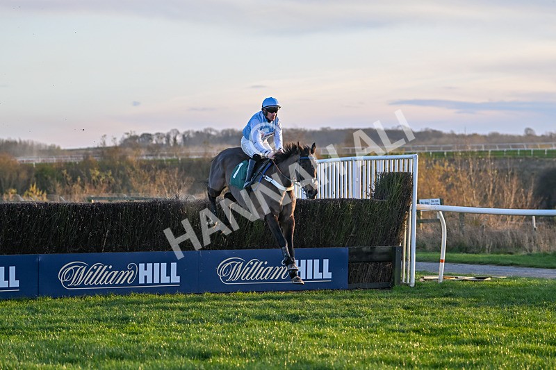 221124-Race 6-Presentandcounting-5379 - Race 6