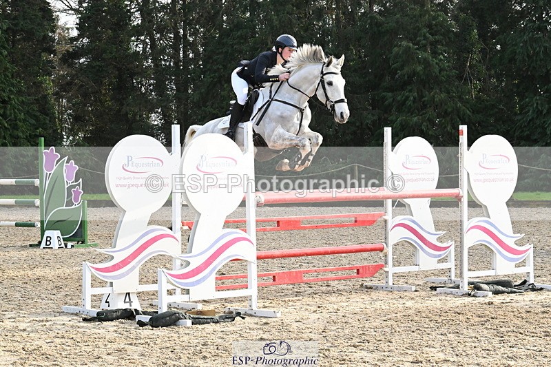 250215A-151221-01735 - Cls 5 Foxhunter and 1.20m Open