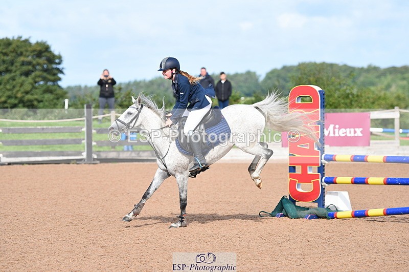 230716A-091548-01880 - Cls 32 Stepping Stones 128cm & 138cm