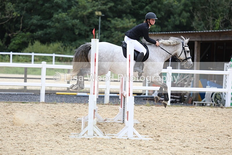 3E7A7057 - Class 13: Pony British Novice/80cm open