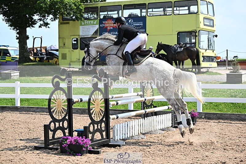 240801A-115619-00595 - Cls 10 1.05m Amateur Qualifier