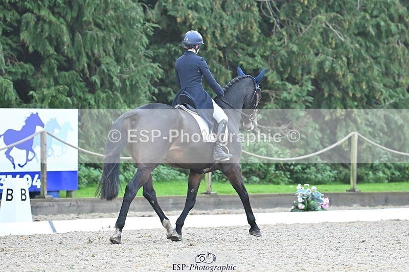 231019-112502-02122 - 108-BELGRAVE.IRENA-Lizzie.Scholefield-DR