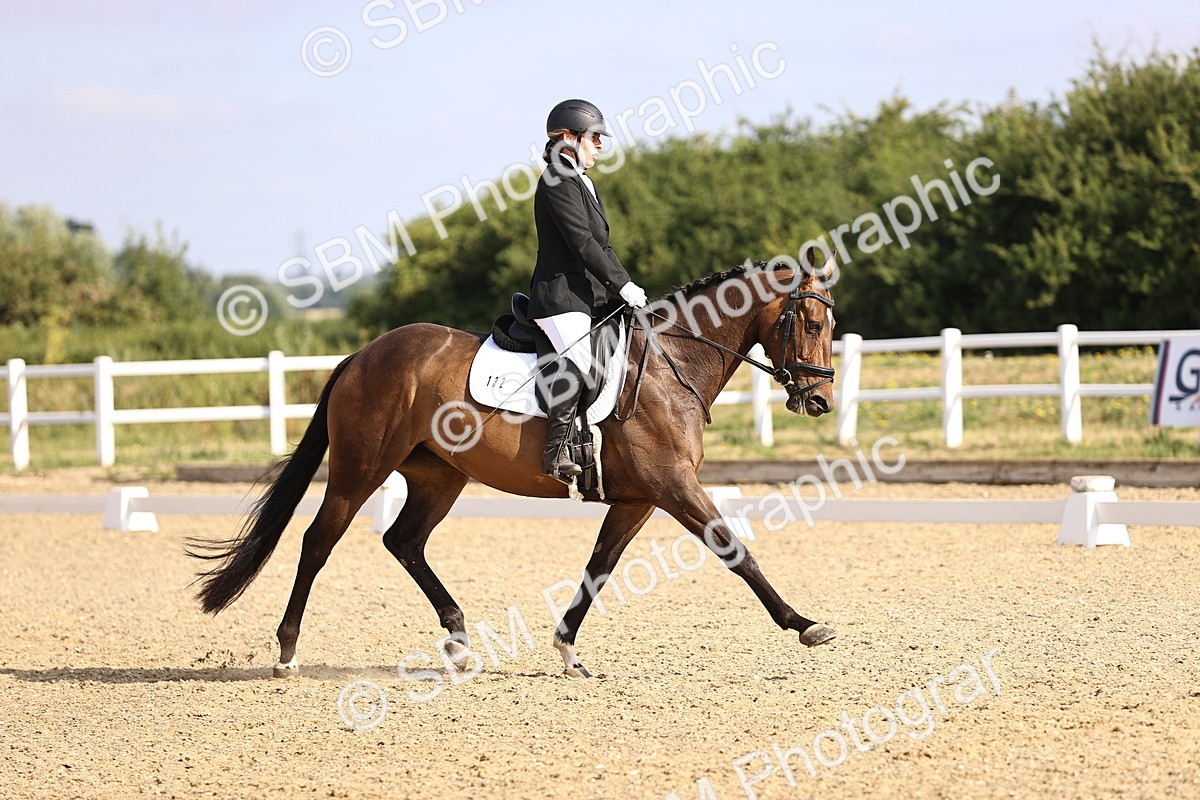 SBM_008570 - Novice 5 - 08.30-9.33