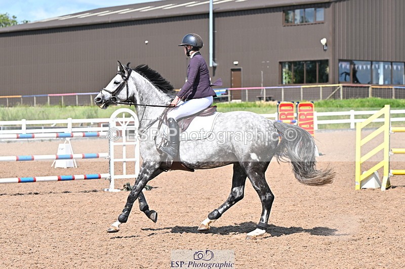 240619A-154404-00946 - Cls 5 Snr Foxhunter and 1.20m Open