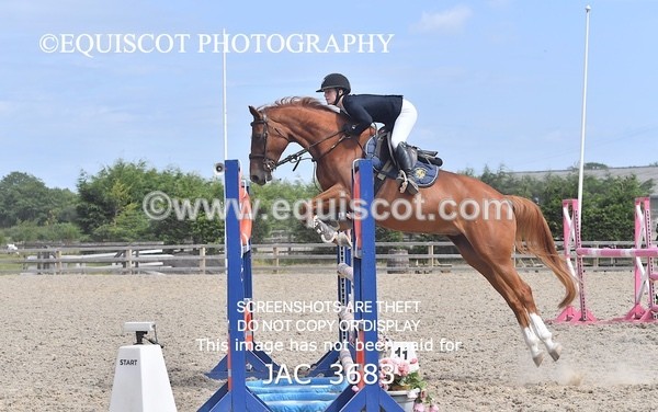 JAC_3683 - CLASS 5  Senior Newcomers/ 1.10m Open
