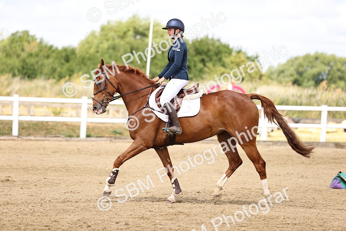 SBM_013547 - Class 14 - Senior Discovery - 1.00m Open