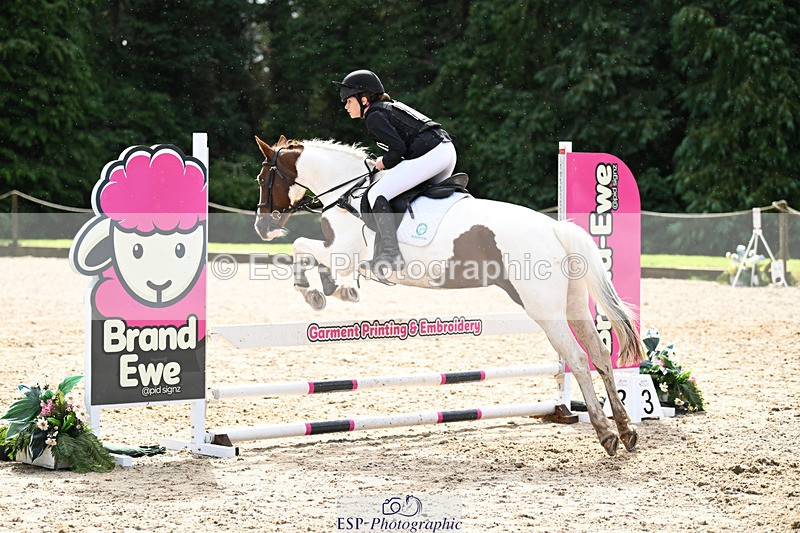 240824X-111041-25120 - 70cm Round 2 10.30 to 12.10