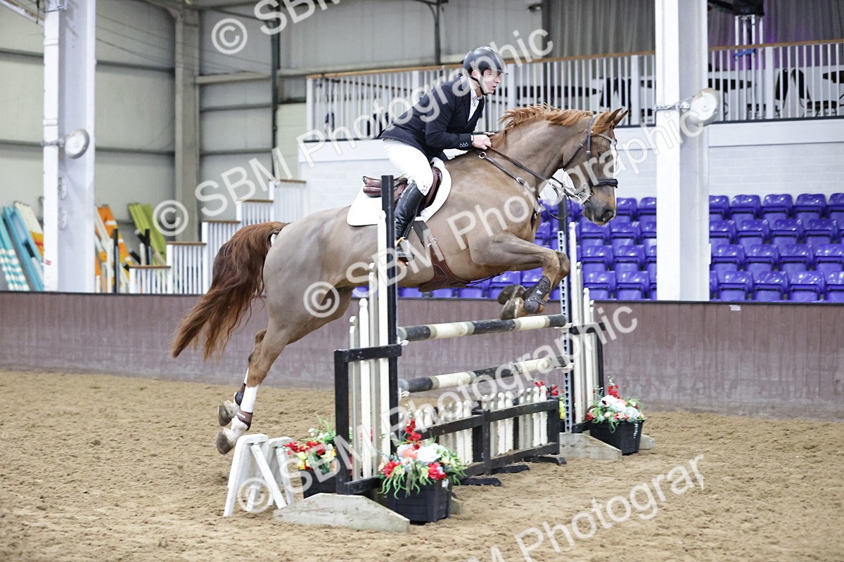 SBM_001430 - Class 4 - Senior Newcomers/ 1.10m Open