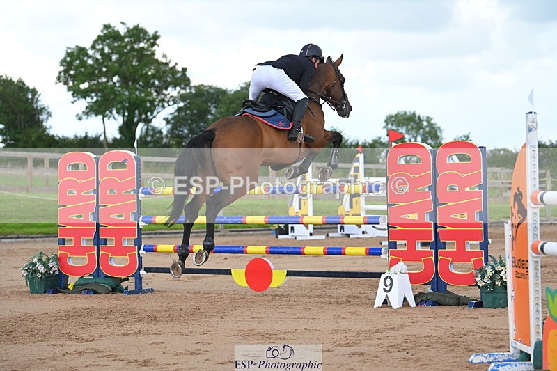 230721A-113350-05694 - Cls 6, 2 Star Medium 1.35m