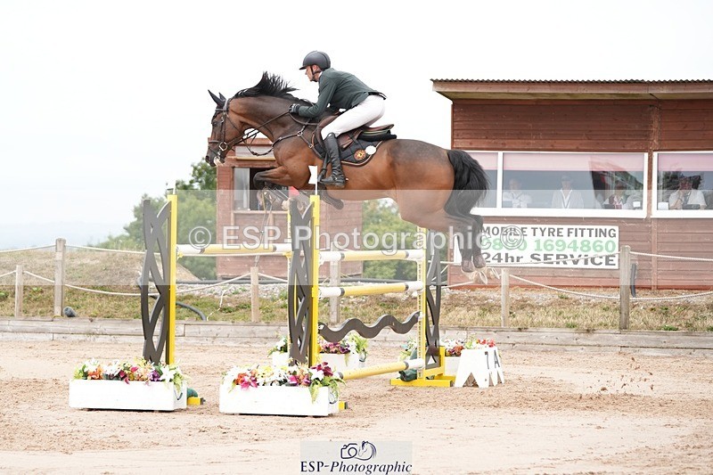 250718-113341-10045 - Cls 2, 3 Star Small Tour Break til End