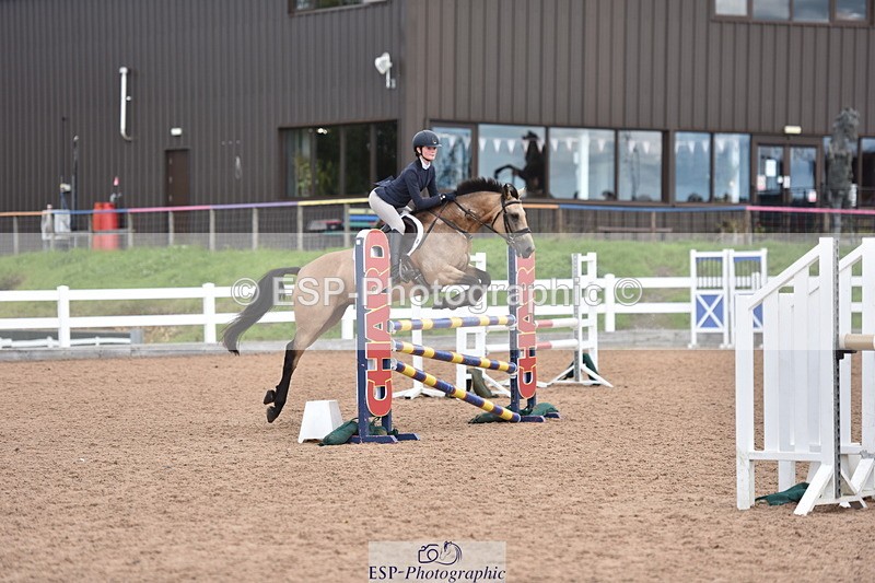 230806A-143330-02542 - Cls 22 Pony Foxhunter & 1.10m Open