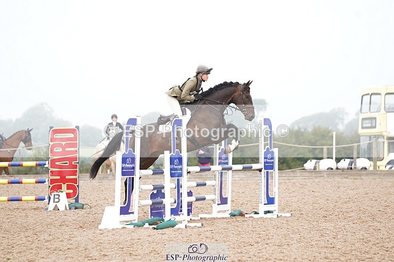 240901A-091932-05298 - 302-Rosie.Bradley-Hole-CAPABILITY.BROWN.II