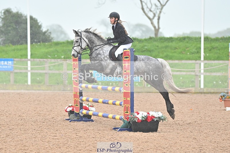 240505A-111048-04774 - Cls 3  Pony Discovery & 90cm Open